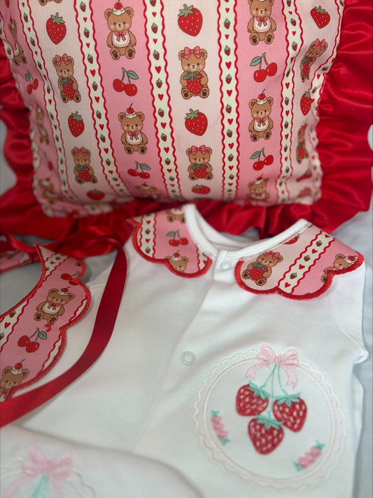Strawberries and Cream Set