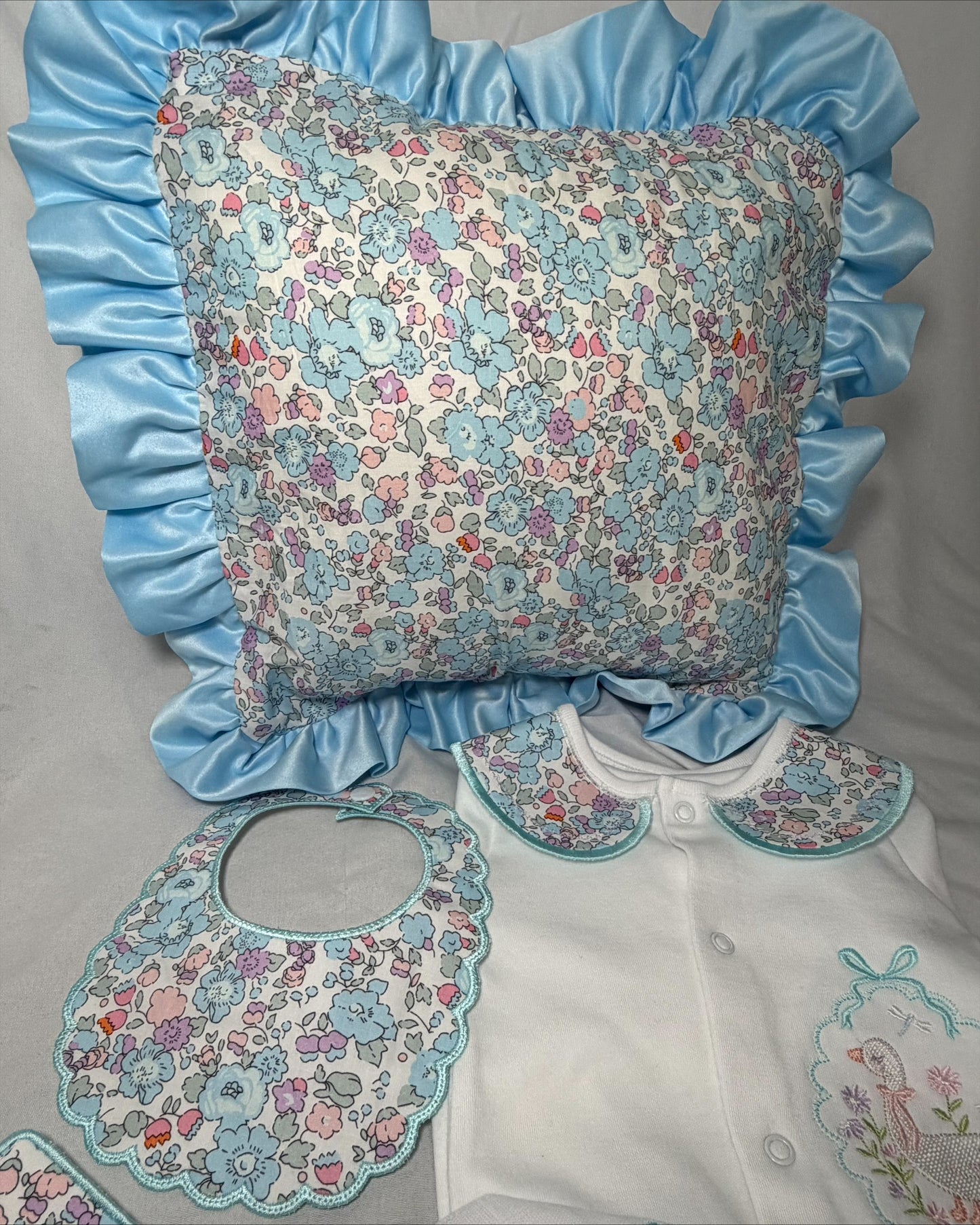 Pretty little Goose set