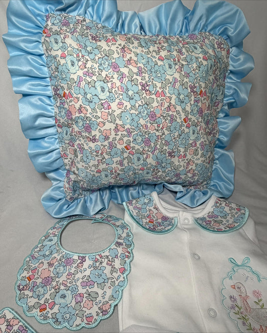 Pretty little Goose set